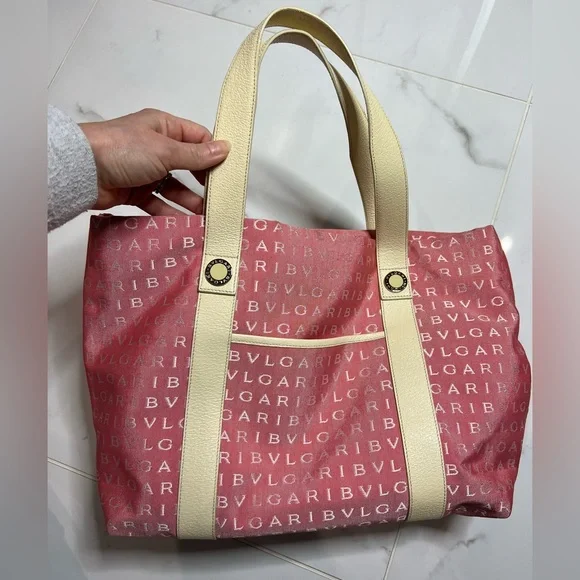 Bvlgari mania red logo tote - Picture 8 of 14